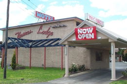 Book Hallam Accommodation Vacations Sydneys Hotel Sydneys Hotel