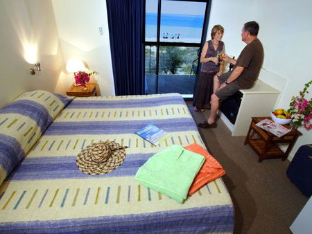 Monkey Mia Dolphin Resort - Sydneys Hotel 3