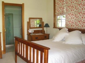 Sydneys Hotel