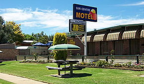 Sun Centre Motel - Sydneys Hotel 1