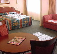 Embassy Motel - Sydneys Hotel