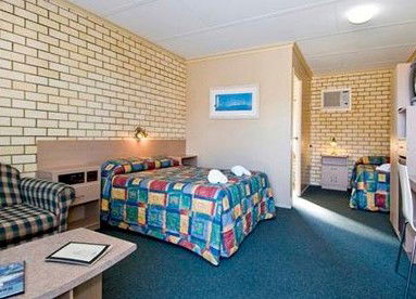 Pialba QLD Sydneys Hotel