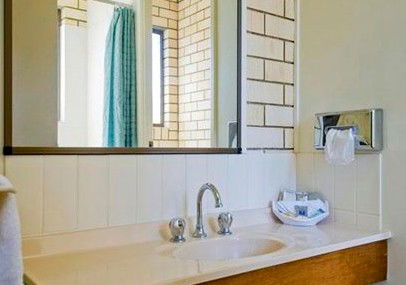 Econo Lodge Fraser Gateway - Sydneys Hotel 3