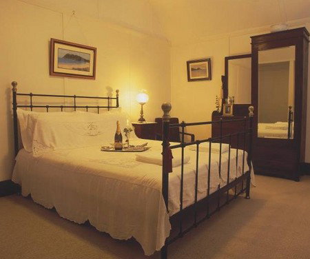 Tokelau Guest House - Sydneys Hotel 4