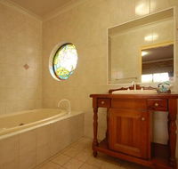Country Gardens Motor Inn