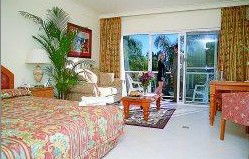 Forresters Resort - Sydneys Hotel 0