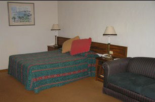 Seaton Arms Motor Inn - Sydneys Hotel 0