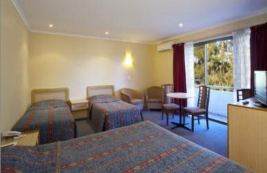 Best Western Reef Motor Inn - Sydneys Hotel 2