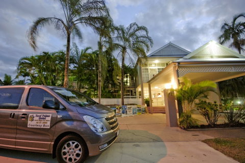 Reef Palms - Sydneys Hotel 0