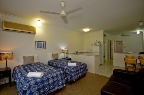 Reef Palms - Sydneys Hotel 2