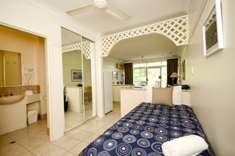 Reef Palms - Sydneys Hotel 3