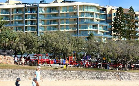 Landmark Resort - Sydneys Hotel 3
