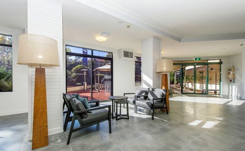 Alpha Hotel Canberra - Sydneys Hotel 1