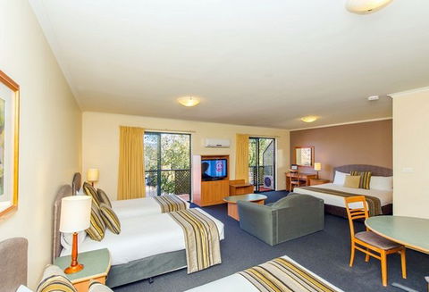 Alpha Hotel Canberra - Sydneys Hotel 4