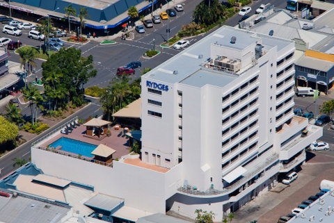 Rydges Plaza Cairns - Sydneys Hotel 5