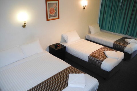 Coffs Harbour Pacific Palms Motel - Sydneys Hotel 2