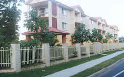 Sylvan Beach Resort - Sydneys Hotel 0