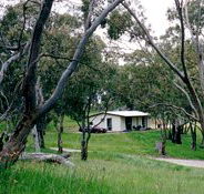 Clare Valley Cabins - Sydneys Hotel