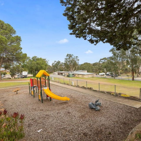 Avoca Dell Caravan Park - Sydneys Hotel 7