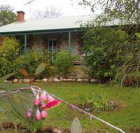 Naimanya Cottage - Sydneys Hotel