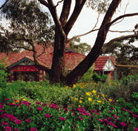 Mount Charmal Bed And Breakfast - Sydneys Hotel