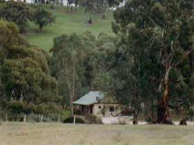 Wuthering Heights - Bronte Manor - Sydneys Hotel 0