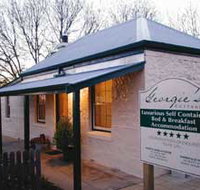 Georgie's Cottage - Sydneys Hotel