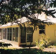 Wilkadene Cottage - Sydneys Hotel