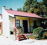 Trinity Cottage - Sydneys Hotel
