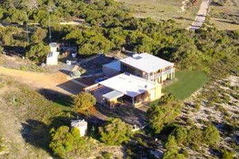 Shboo Shelly Beach Lodge - Sydneys Hotel 1