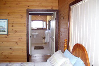 Shboo Shelly Beach Lodge - Sydneys Hotel 3