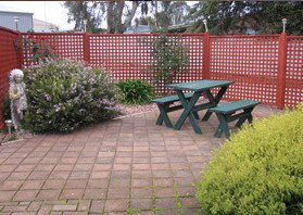Louth Bay Holiday Apartment - Sydneys Hotel 3