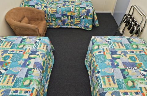Modra's Apartments Tumby Bay - Sydneys Hotel 2