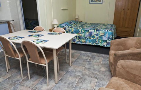 Modra's Apartments Tumby Bay - Sydneys Hotel 3