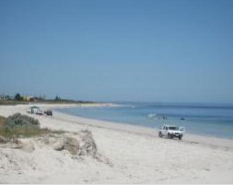 Kingston Shore Villas - Sydneys Hotel 0
