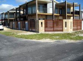 Kingston Shore Villas - Sydneys Hotel 3