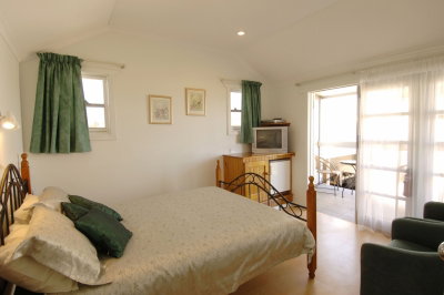 Vue De M Bed And Breakfast - Sydneys Hotel 1