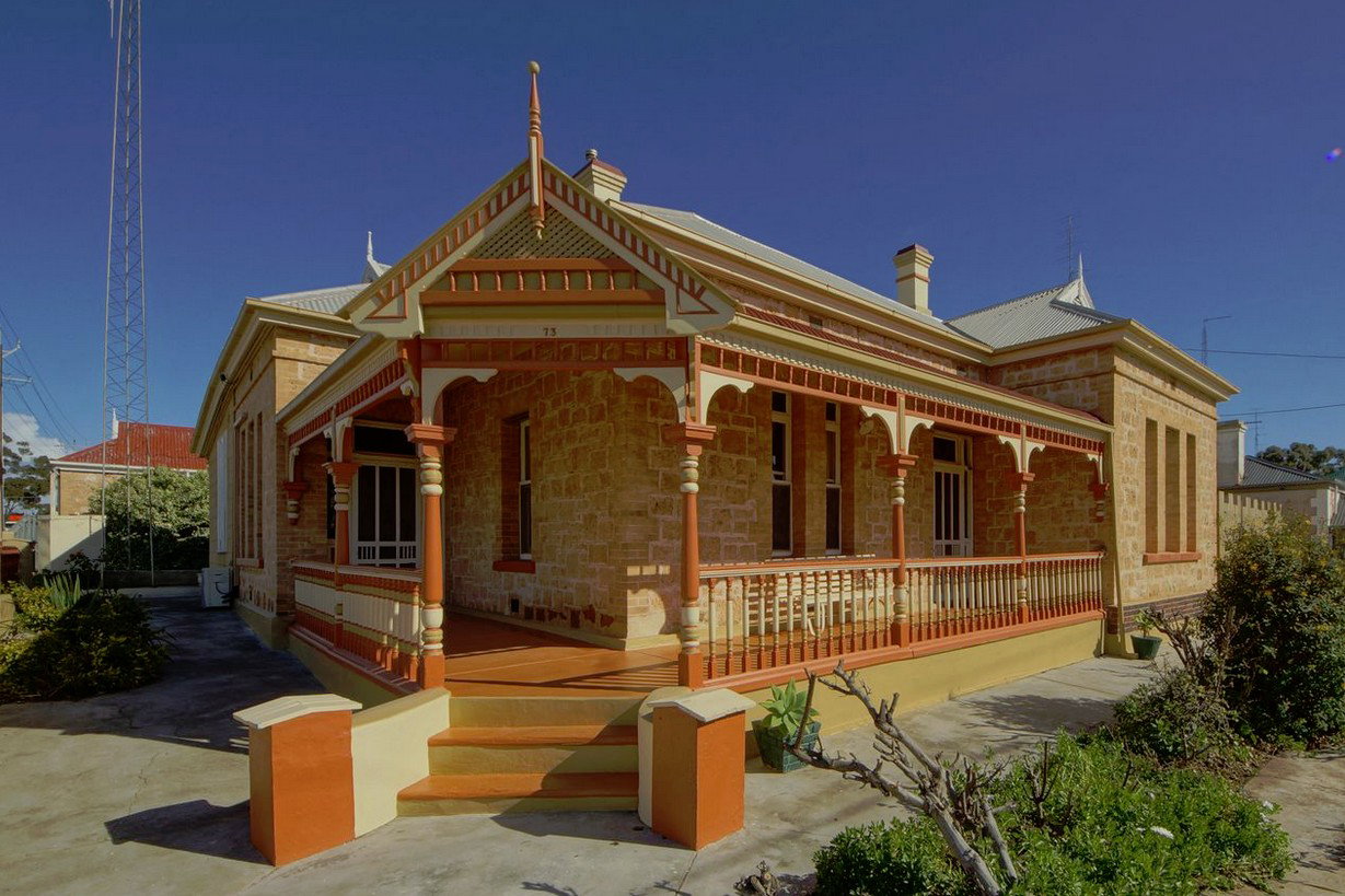 Moonta SA Sydneys Hotel
