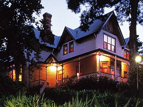 Franklin Manor - Sydneys Hotel 0