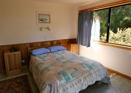 Partridge Farm - Sydneys Hotel 2