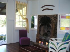 Avalon Noosa Farm Cottages - Sydneys Hotel 0