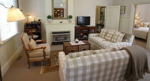 Fleurettes - Sydneys Hotel 0