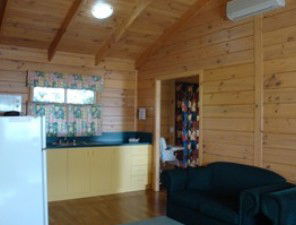 Dowling View Cabins - Sydneys Hotel 1