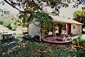 Figlea Cottages - Sydneys Hotel 3