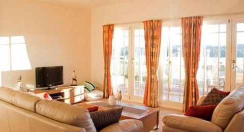 Akame - Sydneys Hotel 1
