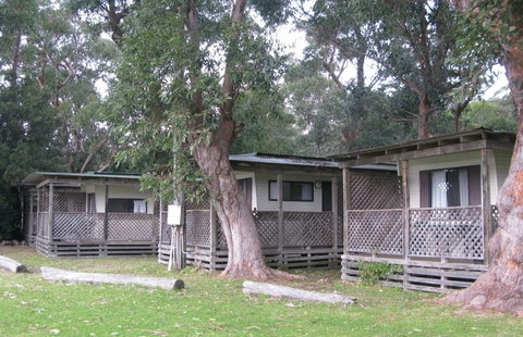 Alamein Caravan Park - Sydneys Hotel 2