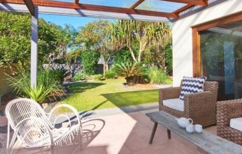 A Surfers Rest - Sydneys Hotel 5