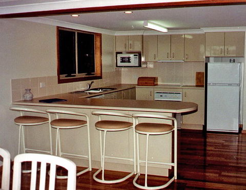Angourie Bay Villas - Sydneys Hotel 2