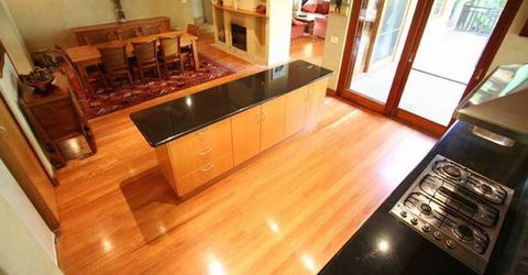 Abbies Beach House - Sydneys Hotel 2