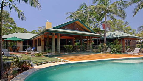 Abbies Beach House - Sydneys Hotel 5